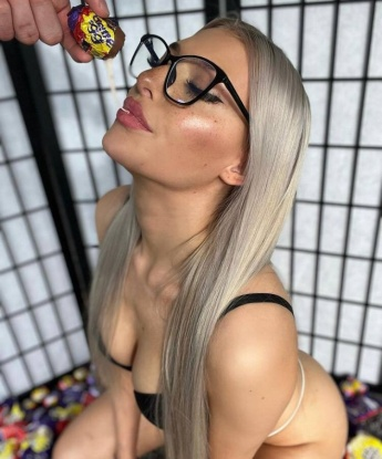 Анкета проститутки Алена - город Дятлово, 24 года, №15277